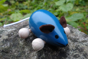 Myška na kolečkách modrá