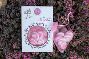 Mýdlové knoflíky do šatníku s vůní Frangipani